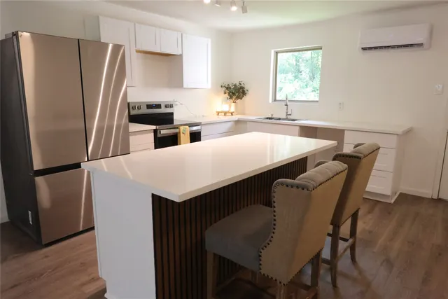 Popular M H Short Surv Abs 509 Real Estate
