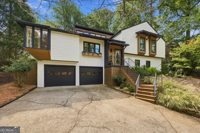 Expensive Woodfield Real Estate