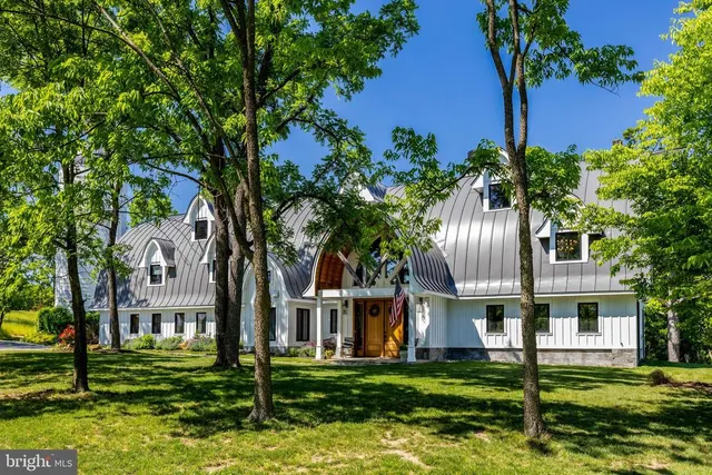 Expensive Round Hill Real Estate