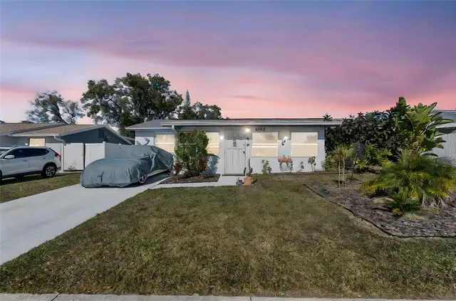 Popular TOWNN COUNTRY PARK UNIT 29 Real Estate