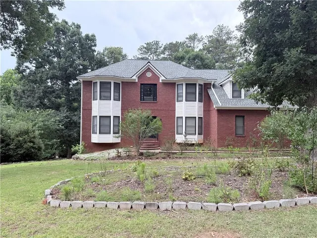 Popular Millers Pond Real Estate