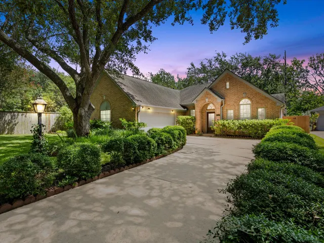 Popular Plantation Park Real Estate