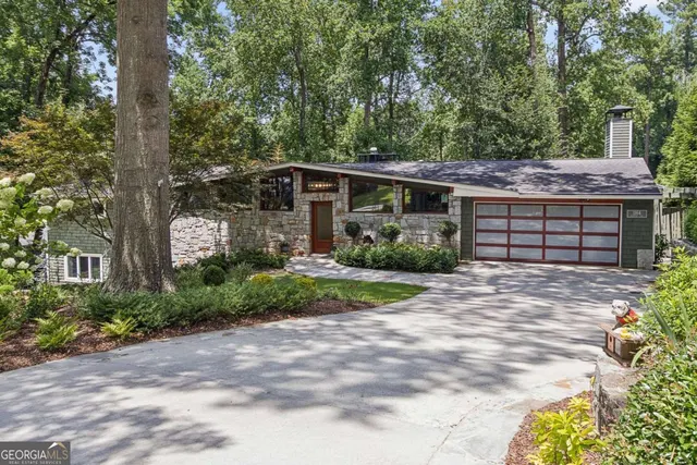 Expensive Pine Hills Buckhead Real Estate
