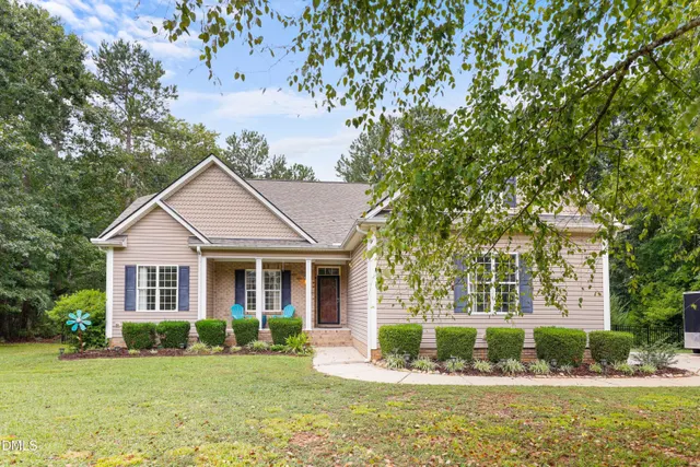 Popular Marshall Landing Real Estate