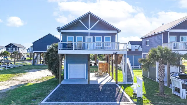 Popular North Caplen Real Estate