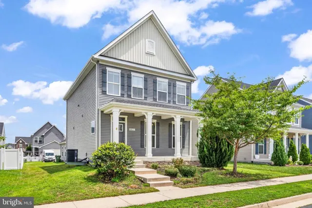 Popular The Village At Courthouse Commons Real Estate