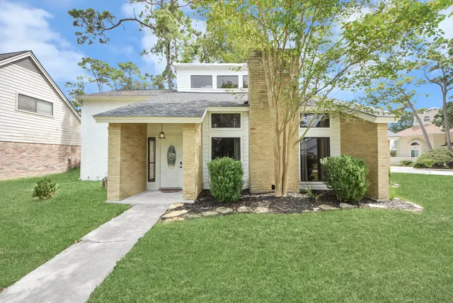 Popular Whispering Pines Sec 02 Real Estate