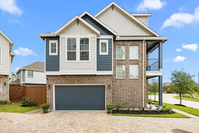Popular Elyson Sec 32 Real Estate