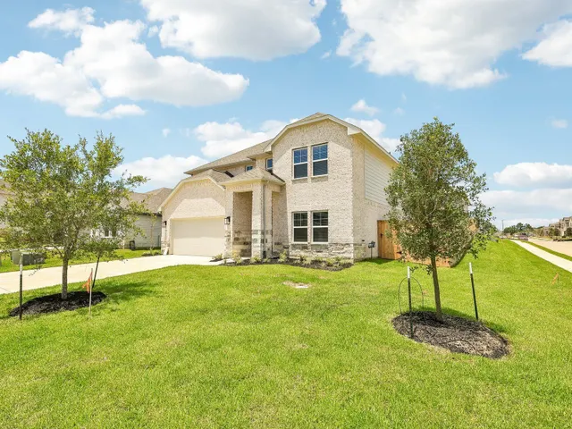 Popular Pine Lake Cove Real Estate