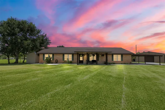 Popular Sherwood Land Real Estate