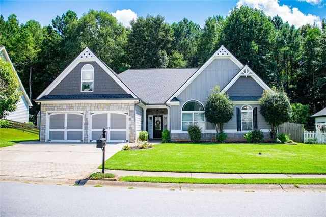 Popular Perennial Park Real Estate