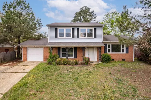 Popular Oakdale Real Estate
