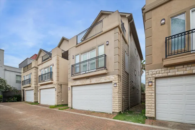Popular Clinton Prestige Homes Real Estate