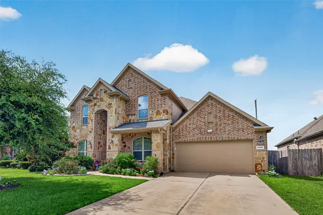 Popular Grand Mission Estates Sec 8 Real Estate