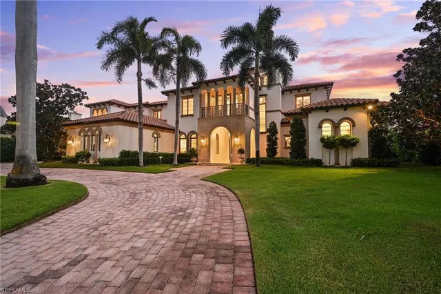 Popular BAY COLONY SHORES Real Estate