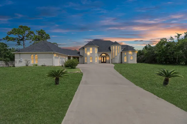 Popular LEYVAS Real Estate