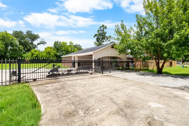 Popular Cours Homesite Real Estate