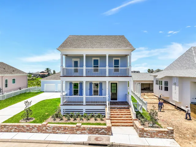 Popular Evia Real Estate