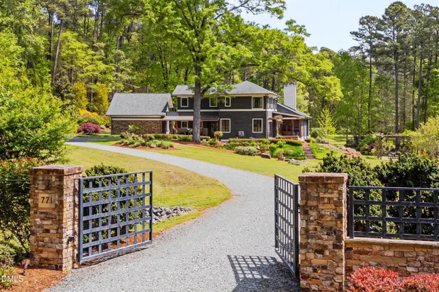 Popular Boulder Hill Estates Real Estate