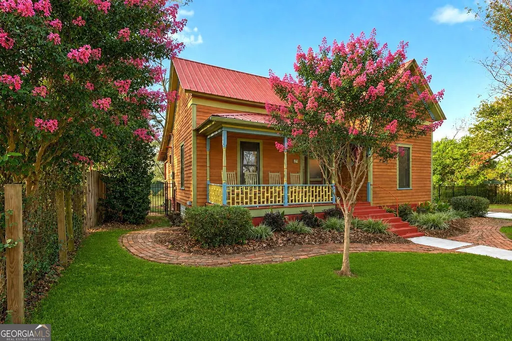 Listing Thumbnail Image 18