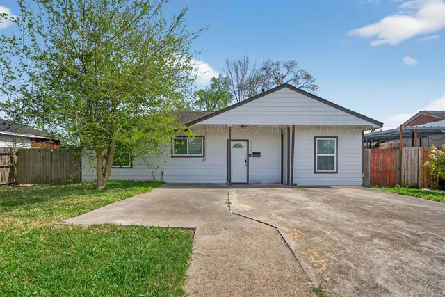 Popular Oak Meadows Sec 01 Real Estate