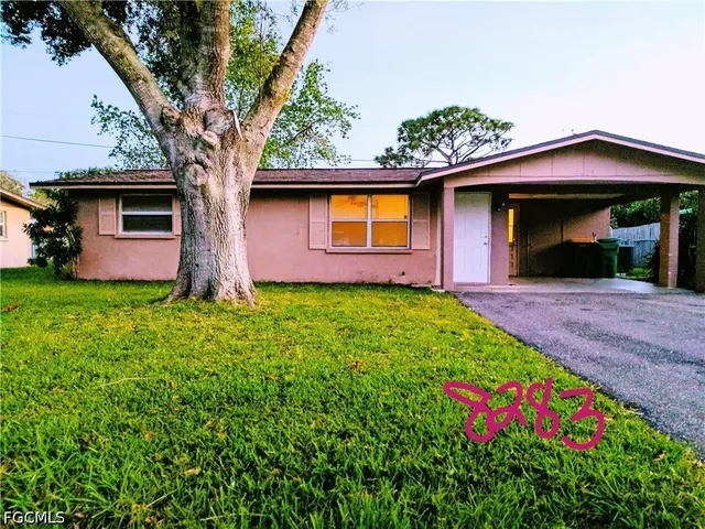 Popular PINELAKE Real Estate