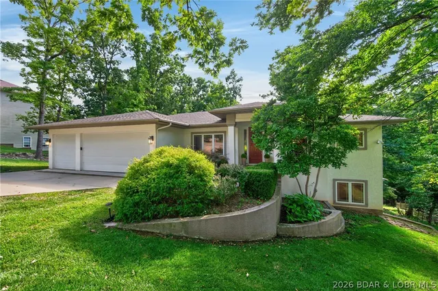 Popular Country Club Estates No. 1 Real Estate
