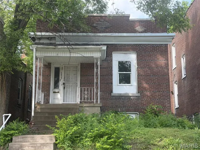 Popular Francis McDermott Add Real Estate