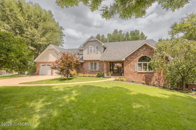 Popular Emerald Ridge Real Estate