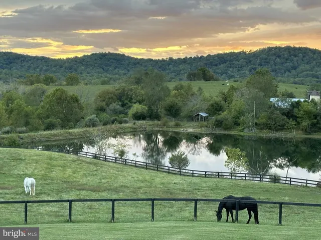 Popular Battle Run Farm Real Estate