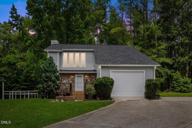 Popular Smoketree Real Estate