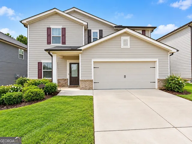 Popular PARKVIEW EAST PH1 Real Estate