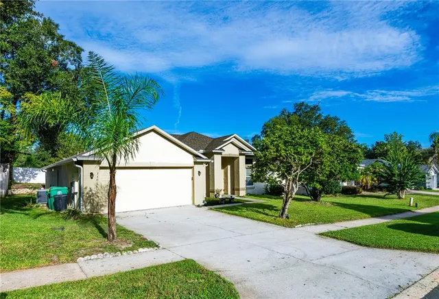Popular WATERFORD LAKES Real Estate
