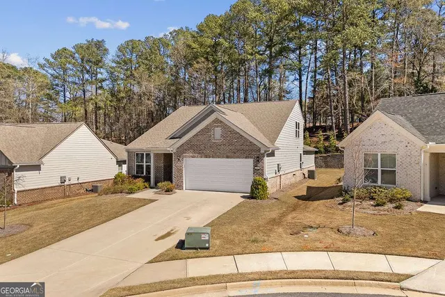 Expensive Lakecrest Real Estate