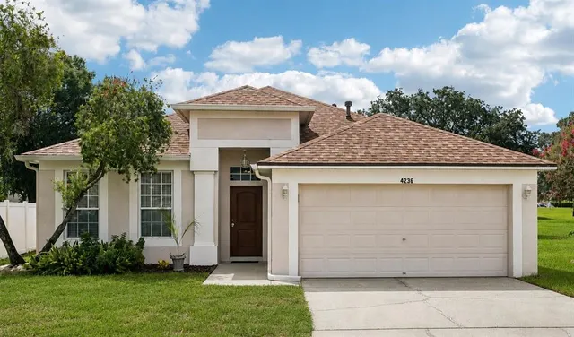 Cheap SABLE RIDGE PH 3A Real Estate