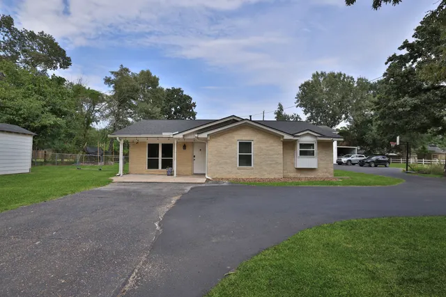 Popular Spring Hills 03 Real Estate