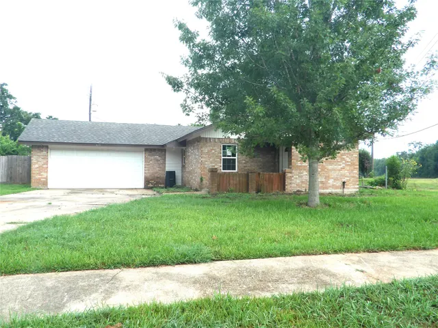 Popular Sugar Cane SD Lake Jackson Real Estate
