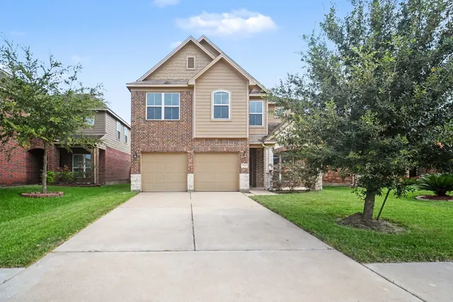 Cheap Winfield Lakes North Sec 1 Real Estate