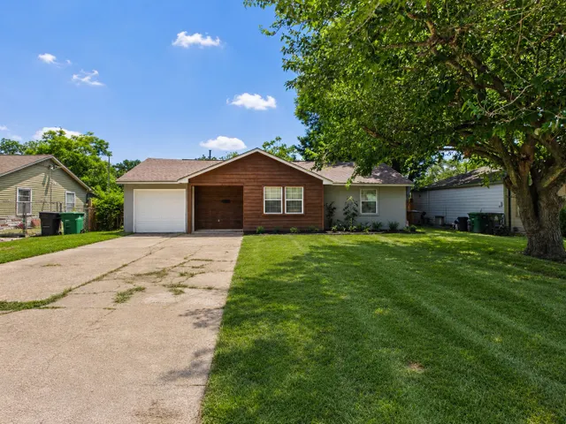 Popular Fair Meadow Real Estate
