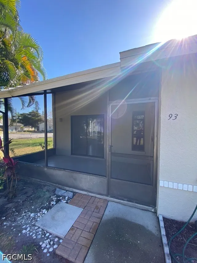 Popular COURTYARDS OF CAPE CORAL SOUTH Real Estate