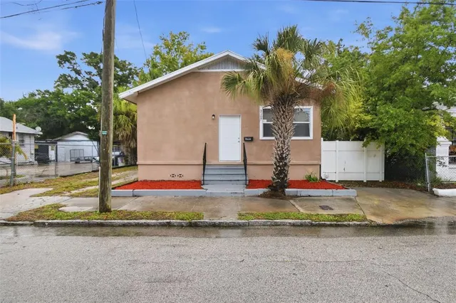 Cheap LA CARBAYERA Real Estate