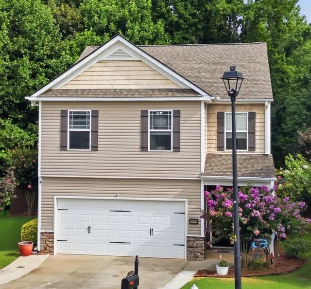 Popular Creekside at Pinecrest Real Estate