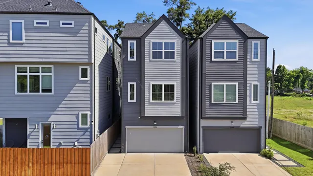 Popular Highland Lndg Real Estate