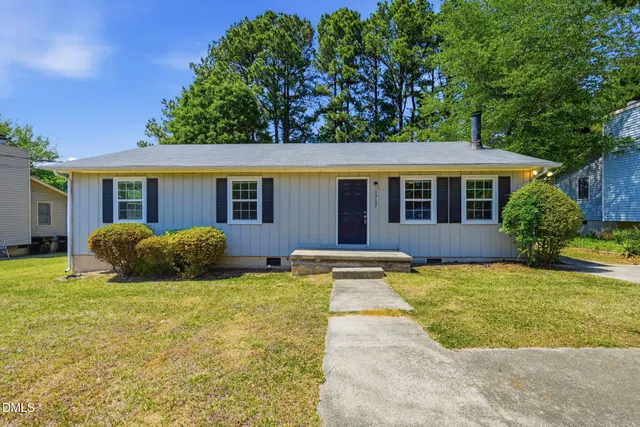 Popular Collier Place Real Estate