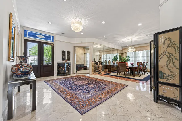 Expensive Lakes Fondren Sw Real Estate