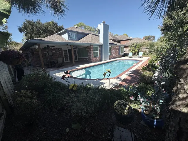 Popular Lexington Point Sec 1 Real Estate