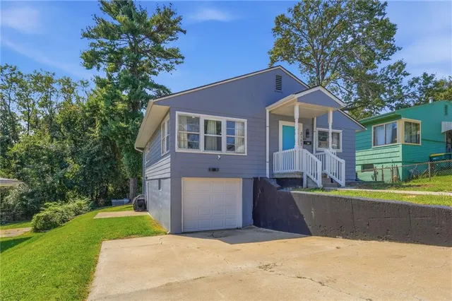 Cheap University Park Real Estate