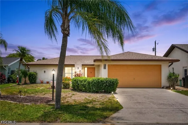 Cheap SOUTH POINTE Real Estate