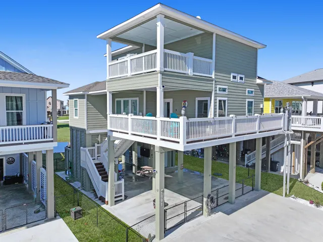 Popular S2887 Real Estate