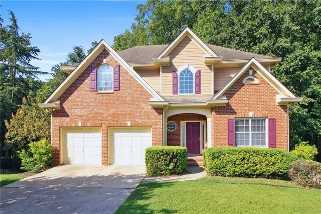 Popular VININGS CROSSING Real Estate